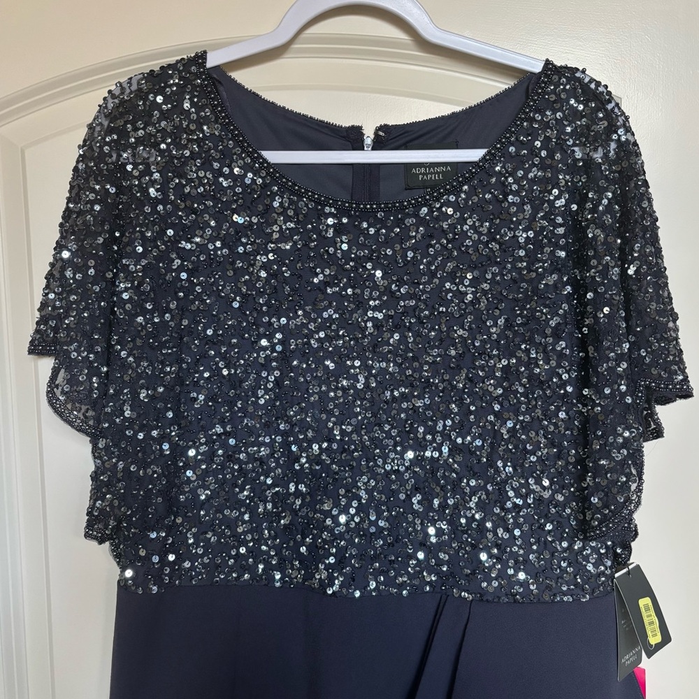 Adrianna Papell sequin beaded dress / Size 16 / NWT Holiday gown